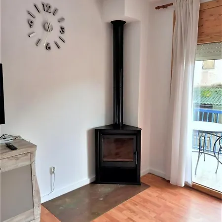 Appartement Pis Acollidor Amb Llar De Foc, Al Centre Camprodon Extérieur photo